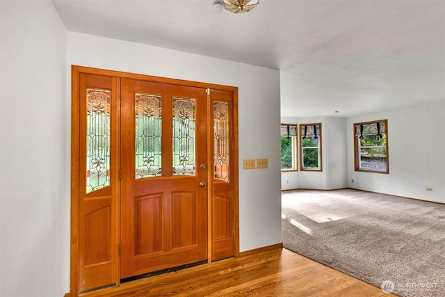 22926 276th Avenue SE, Maple Valley, WA 98038