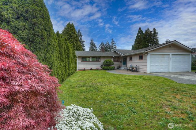 1045 Sunrise Lane, Fircrest, WA 98466