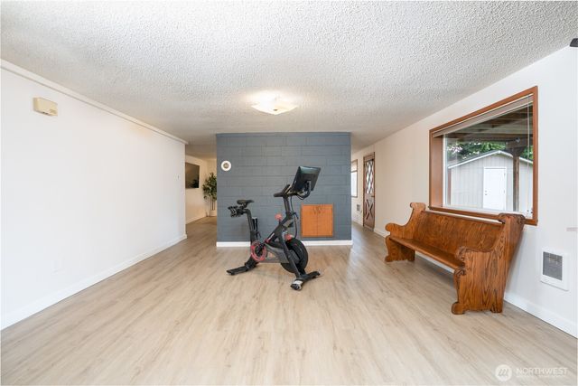 1045 Sunrise Lane, Fircrest, WA 98466