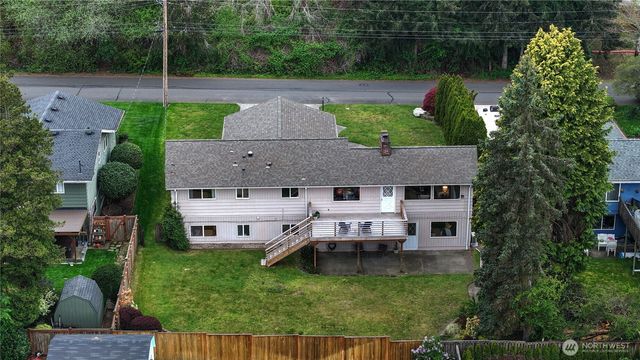 1045 Sunrise Lane, Fircrest, WA 98466