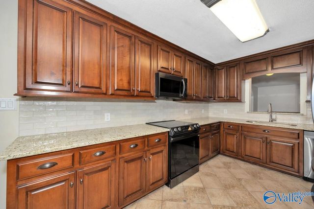 12760 Lucas Ferry Road, Athens, AL 35611