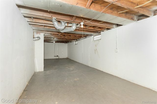 20747 Caledonia Avenue, Hazel Park, MI 48030