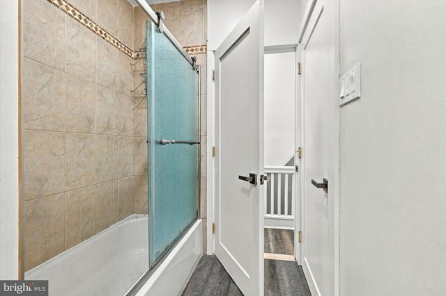 482 MARTIN ST, Philadelphia, PA 19128