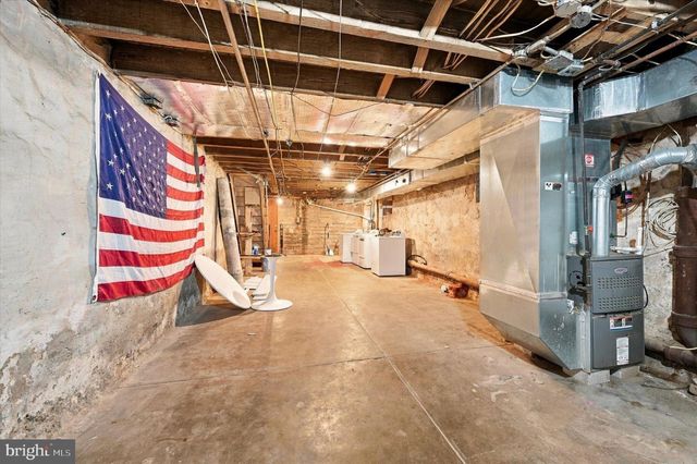 482 MARTIN ST, Philadelphia, PA 19128