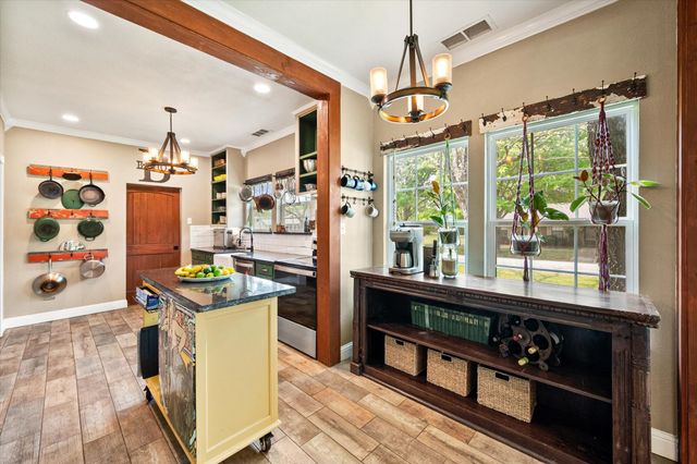 211 SW 4th Street, Kerens, TX 75144