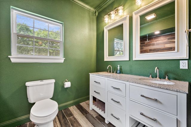 211 SW 4th Street, Kerens, TX 75144