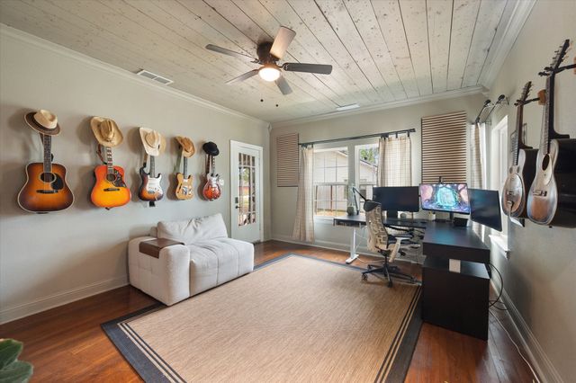 211 SW 4th Street, Kerens, TX 75144