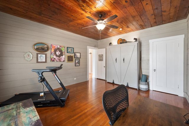 211 SW 4th Street, Kerens, TX 75144