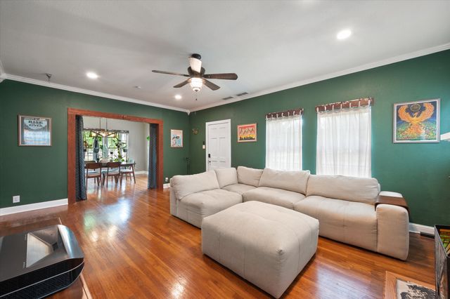 211 SW 4th Street, Kerens, TX 75144