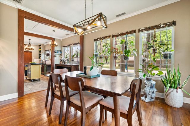 211 SW 4th Street, Kerens, TX 75144