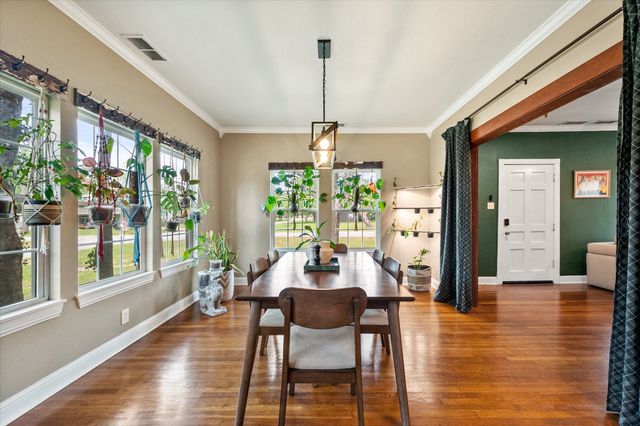 211 SW 4th Street, Kerens, TX 75144