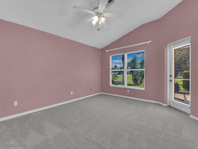 2012 Oxford Ridge CIR, Lehigh Acres, FL 33973
