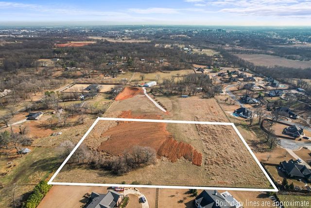 Ozark Acres Drive, Bentonville, AR 72713