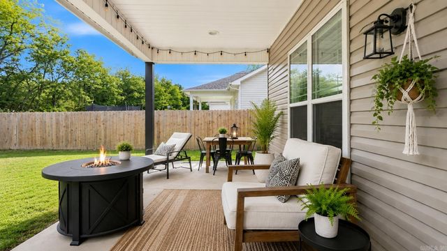 3519 Village Walk Drive, Bryant, AR 72022