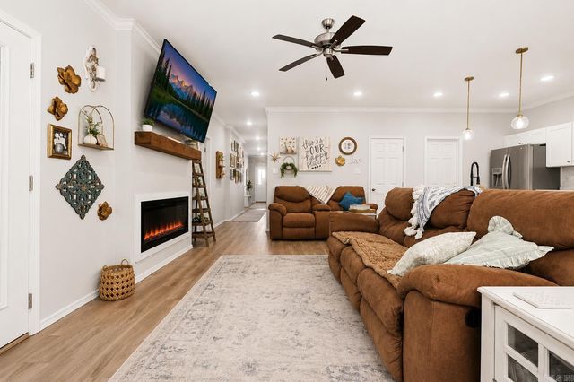 3519 Village Walk Drive, Bryant, AR 72022