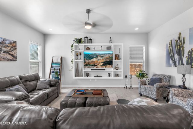 1409 Lenox Avenue, Las Cruces, NM 88005
