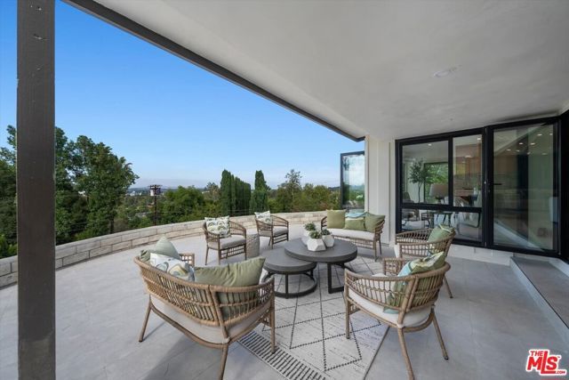 4847 Brewster Drive, Tarzana (los Angeles), CA 91356