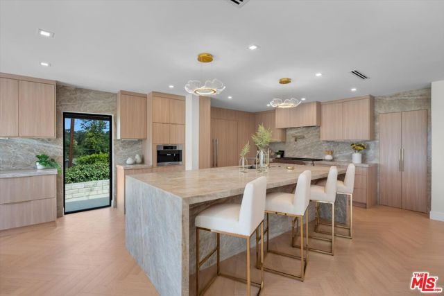 4847 Brewster Drive, Tarzana (los Angeles), CA 91356