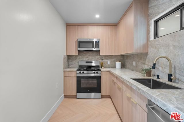 4847 Brewster Drive, Tarzana (los Angeles), CA 91356