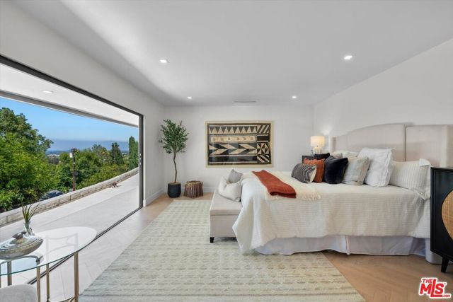 4847 Brewster Drive, Tarzana (los Angeles), CA 91356