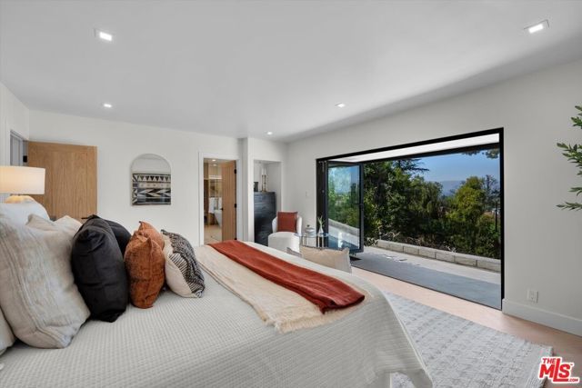 4847 Brewster Drive, Tarzana (los Angeles), CA 91356