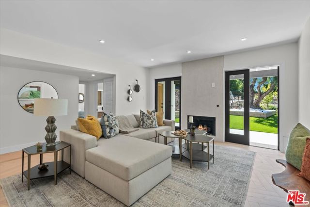 4847 Brewster Drive, Tarzana (los Angeles), CA 91356
