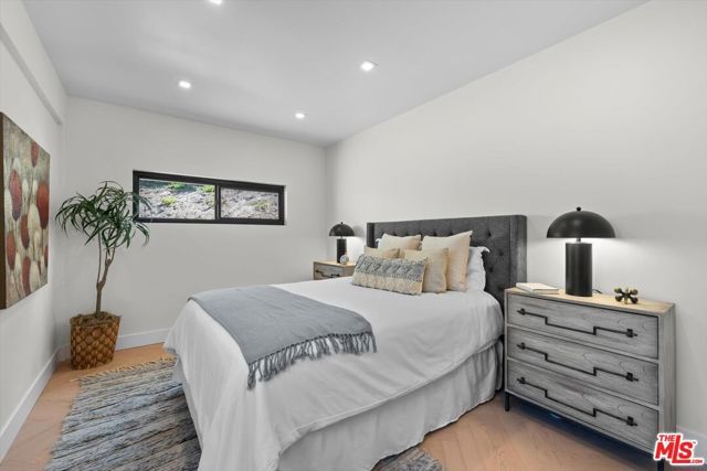 4847 Brewster Drive, Tarzana (los Angeles), CA 91356