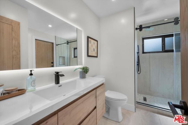 4847 Brewster Drive, Tarzana (los Angeles), CA 91356