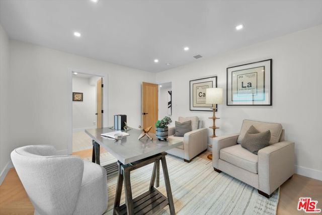 4847 Brewster Drive, Tarzana (los Angeles), CA 91356