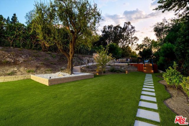 4847 Brewster Drive, Tarzana (los Angeles), CA 91356