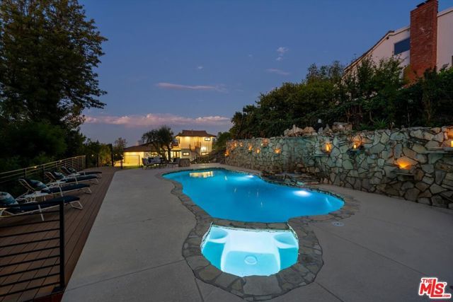 4847 Brewster Drive, Tarzana (los Angeles), CA 91356