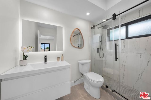 4847 Brewster Drive, Tarzana (los Angeles), CA 91356