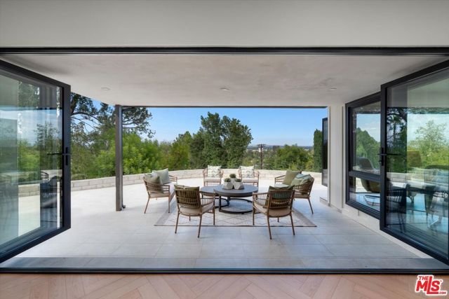 4847 Brewster Drive, Tarzana (los Angeles), CA 91356