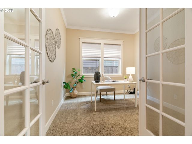 8175 Sw LAURELWOOD Ct, Portland, OR 97225