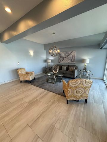 1200 Hibiscus Ave 502, Pompano Beach, FL 33062