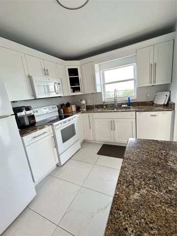 1200 Hibiscus Ave 502, Pompano Beach, FL 33062