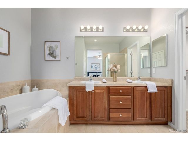 10588 Parkington Ln 39C, Highlands Ranch, CO 80126