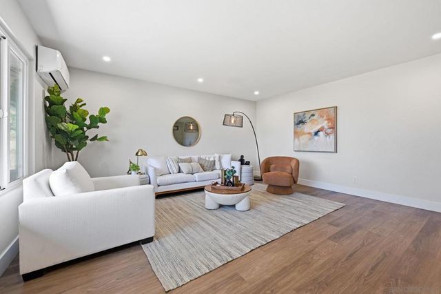 3738 Hickory Way, Oceanside, CA 92057