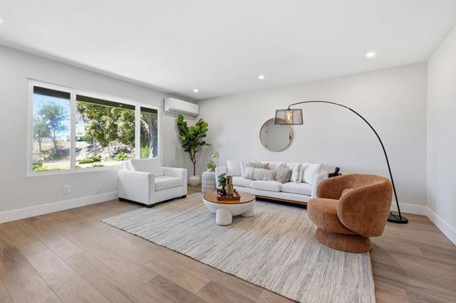 3738 Hickory Way, Oceanside, CA 92057