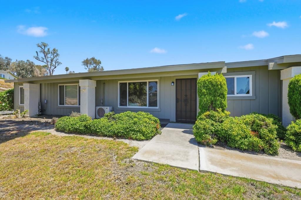 3738 Hickory Way, Oceanside, CA 92057