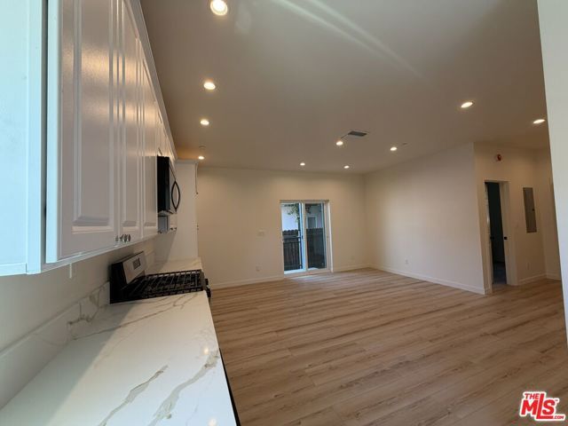 5342 Don Pio Drive, Los Angeles, CA 91364
