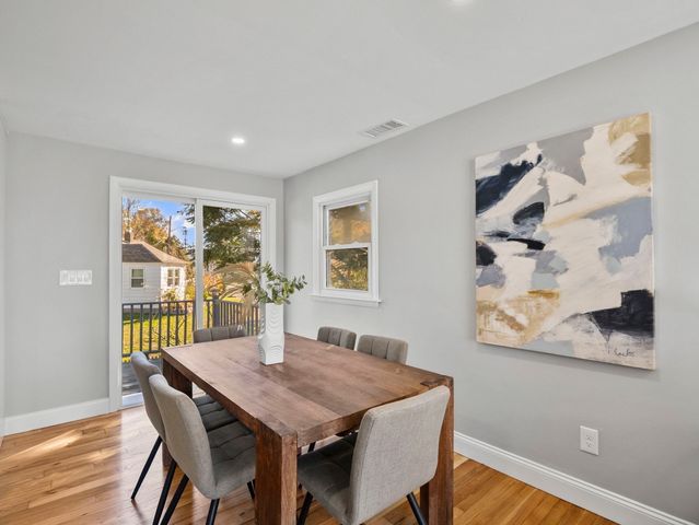 27 Hodgkins Rd, Rockport, MA 01966