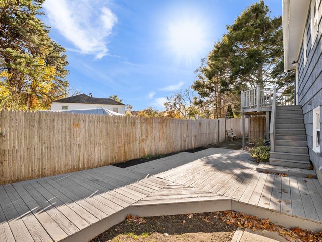 27 Hodgkins Rd, Rockport, MA 01966