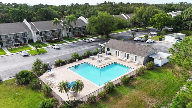 7742 EAGLE CREEK DRIVE 7524, Sarasota, FL 34243