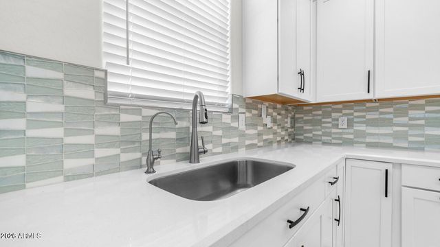 13359 W EAGLE FEATHER Road, Peoria, AZ 85383