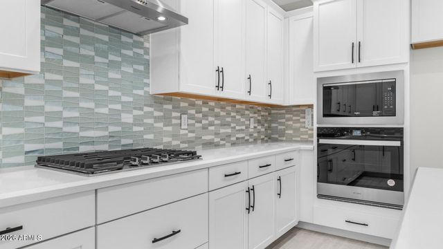 13359 W EAGLE FEATHER Road, Peoria, AZ 85383