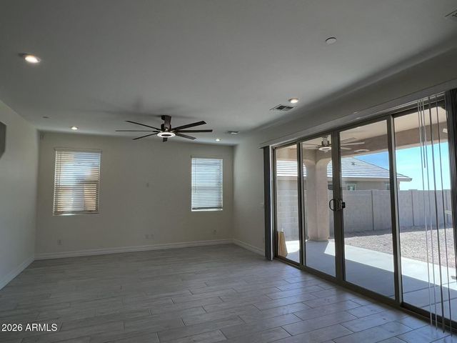 13359 W EAGLE FEATHER Road, Peoria, AZ 85383