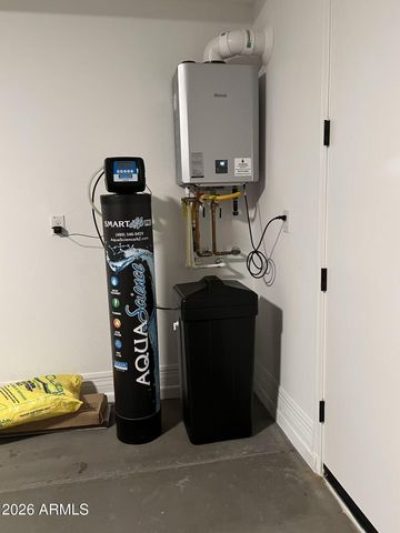 13359 W EAGLE FEATHER Road, Peoria, AZ 85383