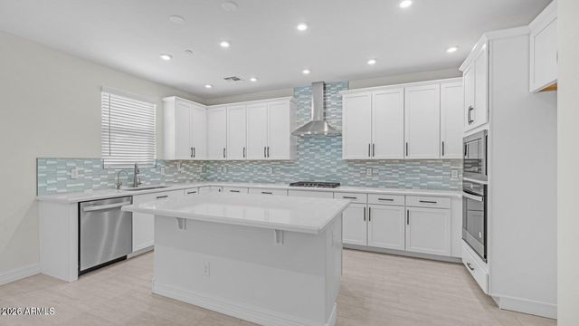 13359 W EAGLE FEATHER Road, Peoria, AZ 85383