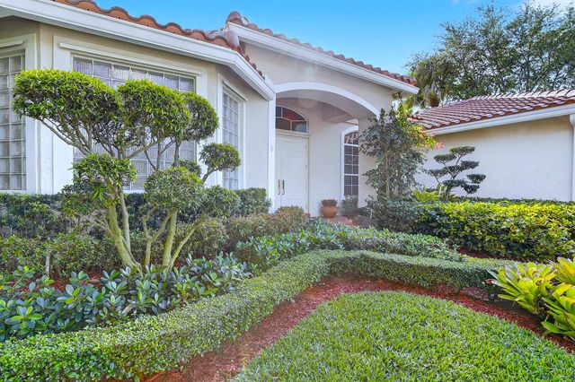 2445 Eagle Run Way, Weston, FL 33327